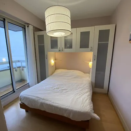 Apartment Renove Situe De Trestraou A - Ref 857 Perros-Guirec
